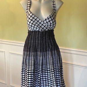 Black and white dress 16